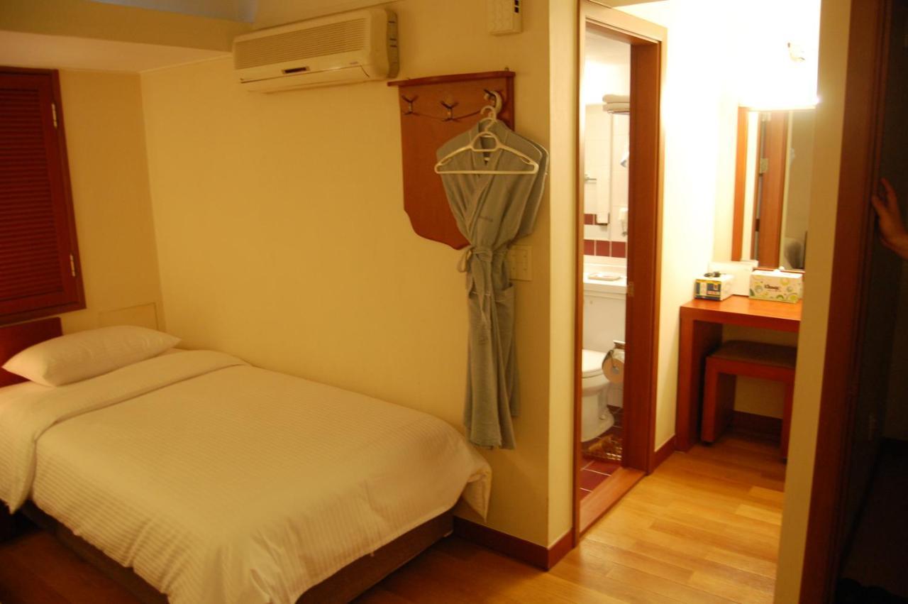 New Korea Hotel Сеул Экстерьер фото